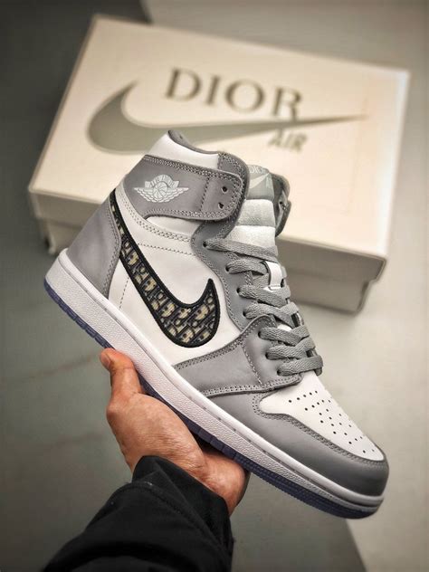 jordan x dior prijs|nike dior's price.